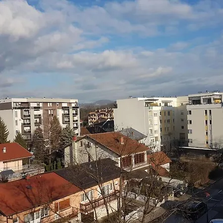 Apartment Comfortable Near The Center