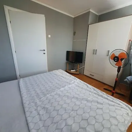 Apartment Comfortable Near The Center *