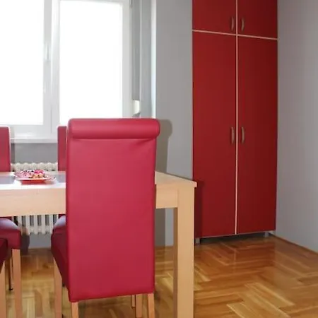 Apartment Comfortable Near The Center *