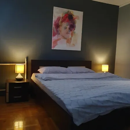 Apartment Comfortable Near The Center *